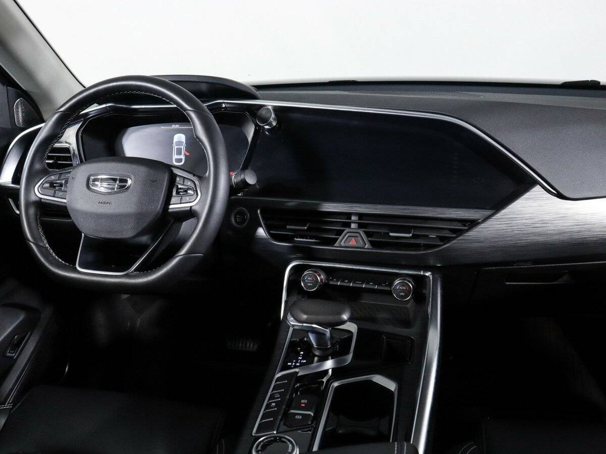 Geely Tugella с пробегом — 2022 год. Фото: #11