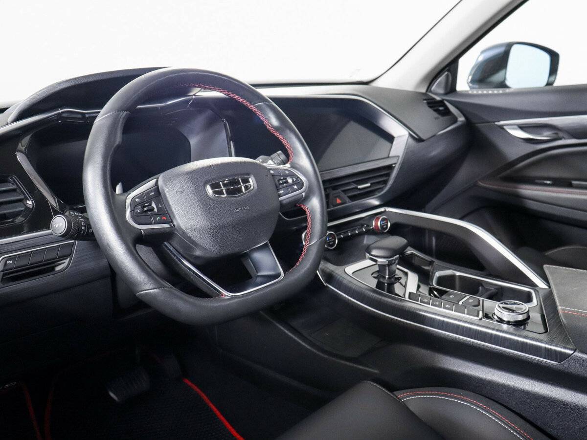 Geely Tugella с пробегом — 2022 год. Фото: #13