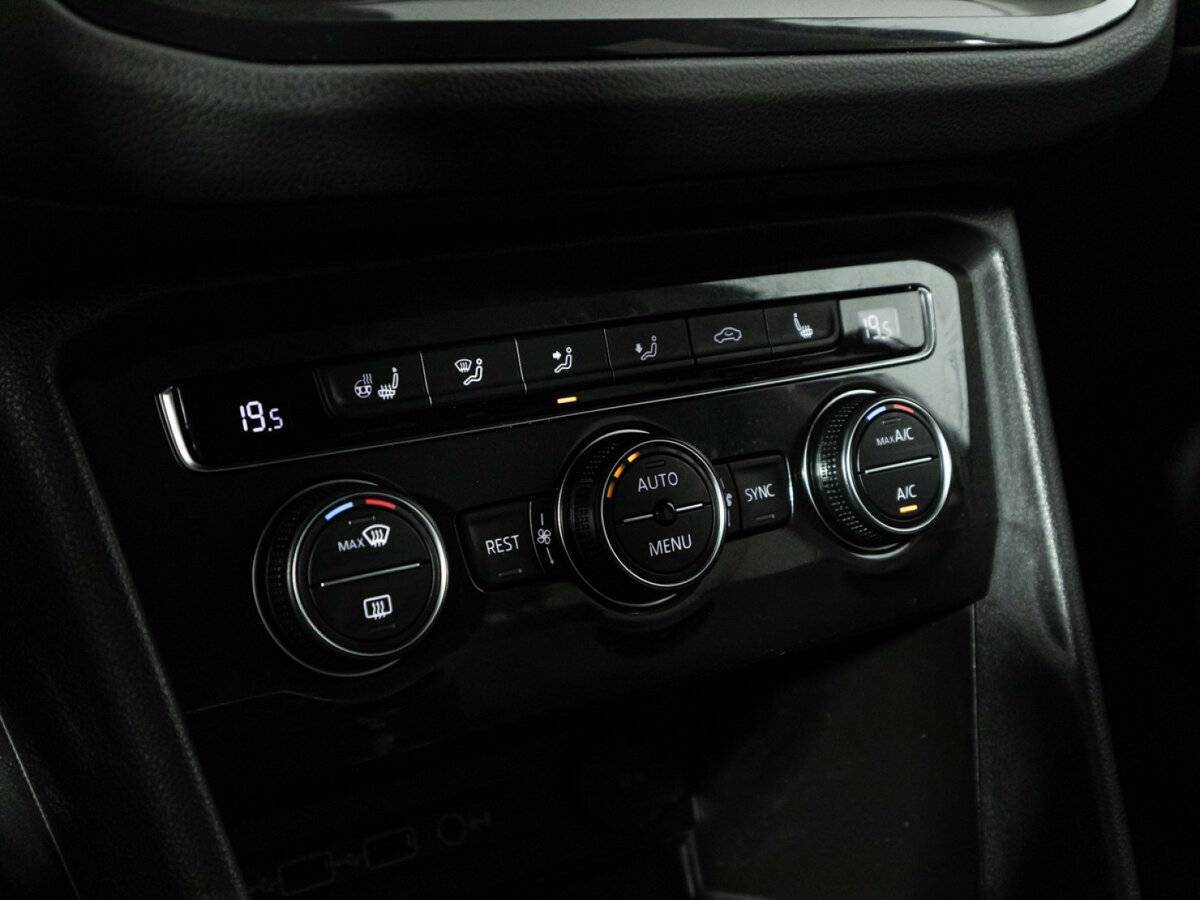 Volkswagen Tiguan с пробегом — 2020 год. Фото: #18