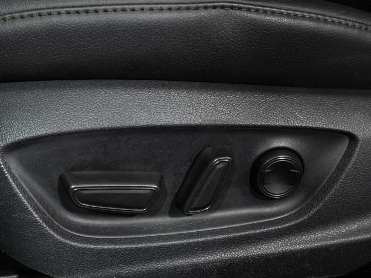 Toyota Camry с пробегом — 2020 год. Фото: #15