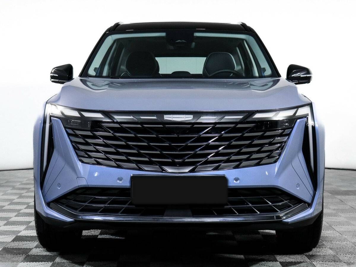 Geely Atlas с пробегом — 2024 год. Фото: #1