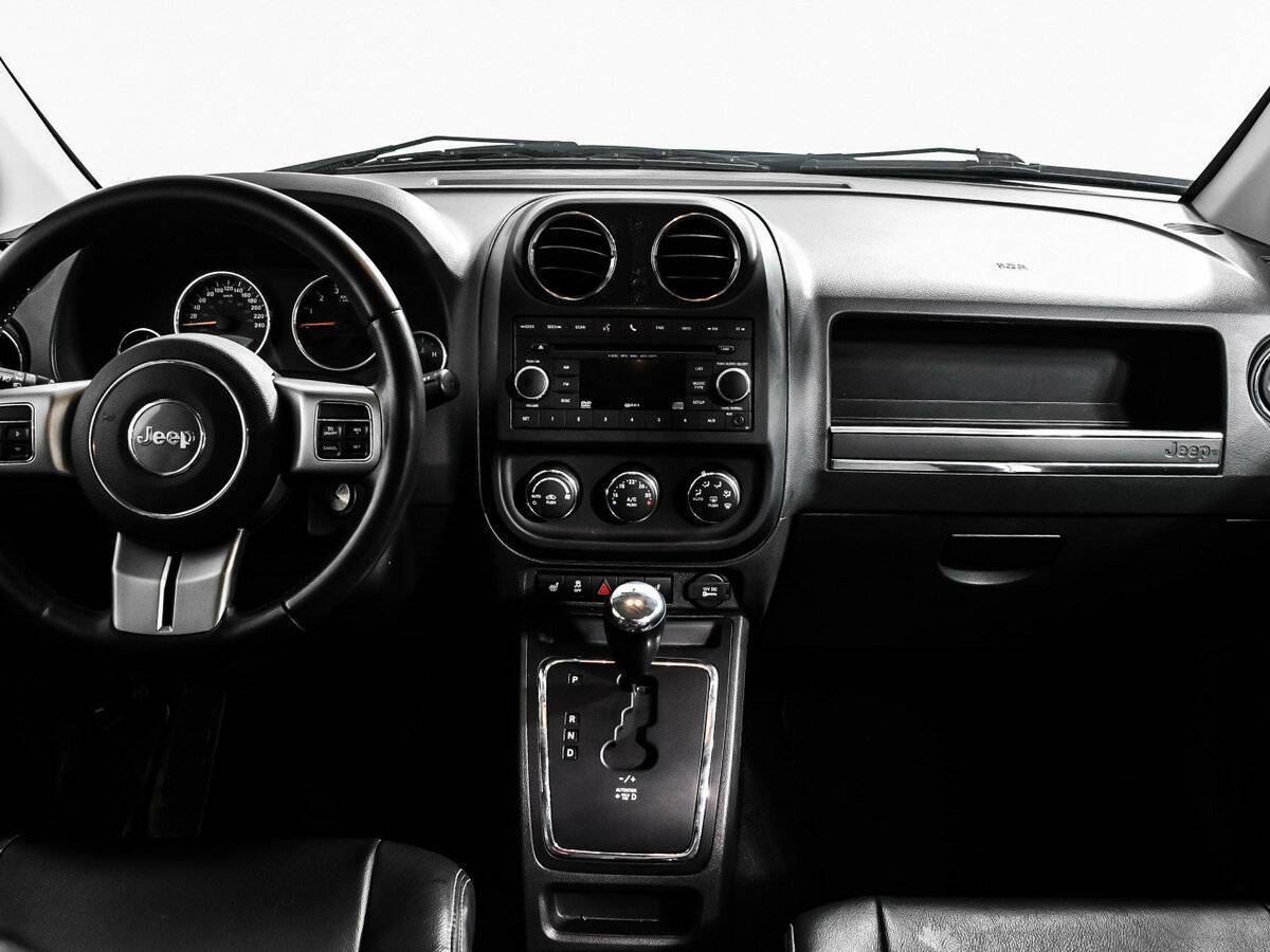 Jeep Compass с пробегом — 2012 год. Фото: #10
