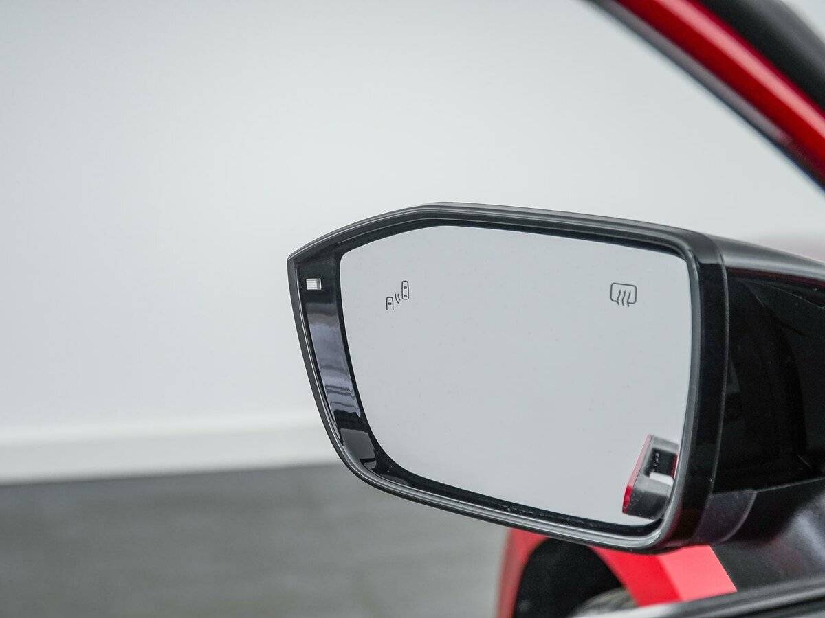 Changan UNI-V с пробегом — 2023 год. Фото: #6