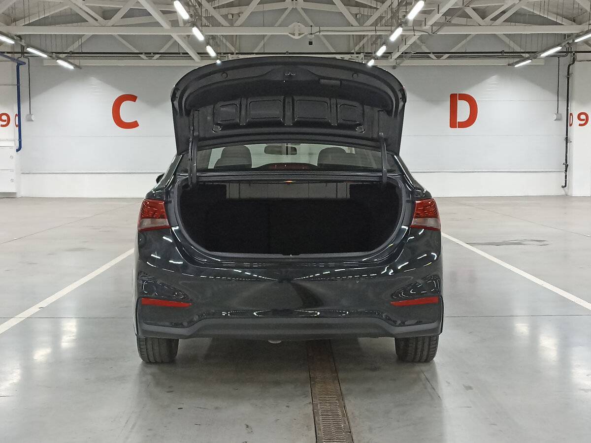 Hyundai Solaris с пробегом — 2018 год. Фото: #9