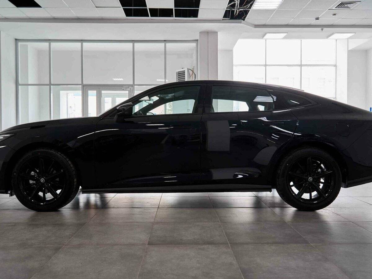 Changan UNI-V с пробегом — 2024 год. Фото: #1