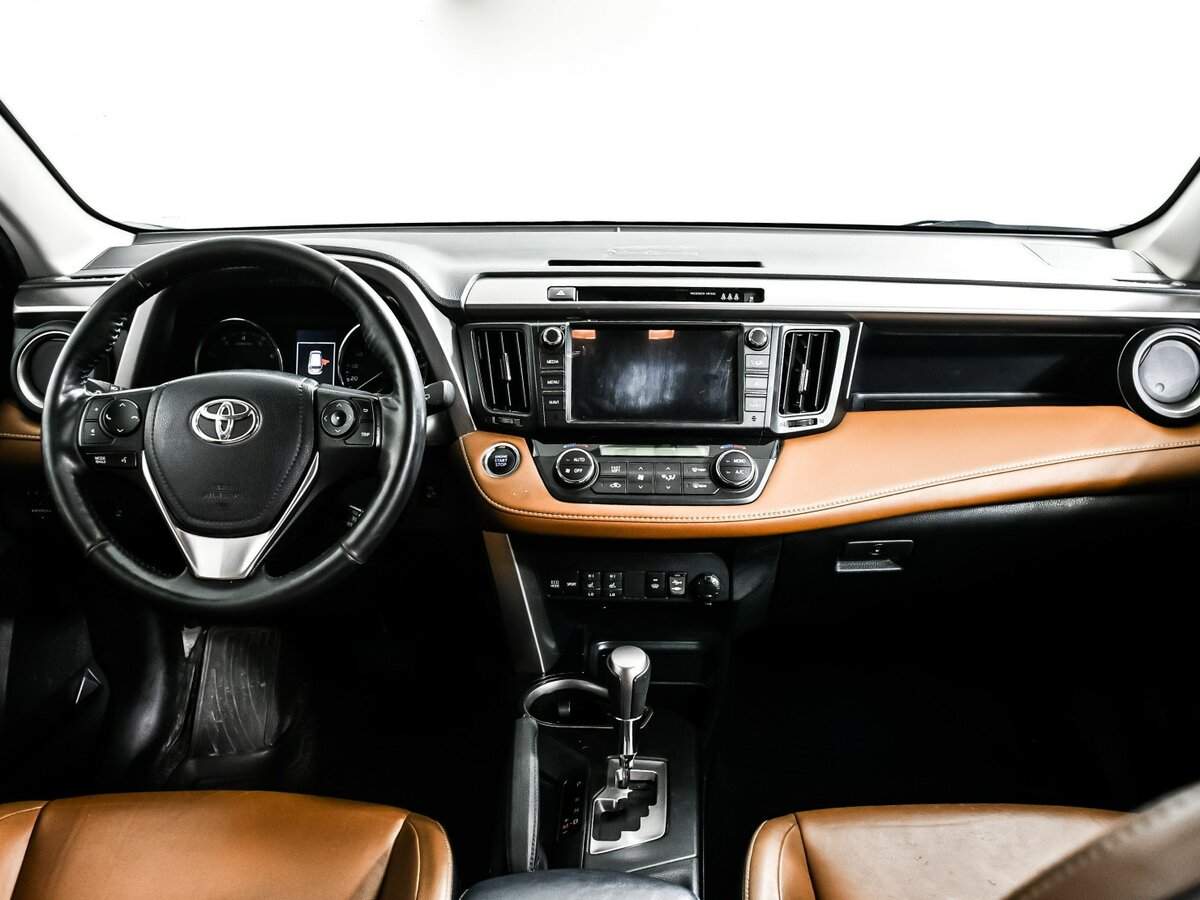 Toyota RAV4 с пробегом — 2019 год. Фото: #10