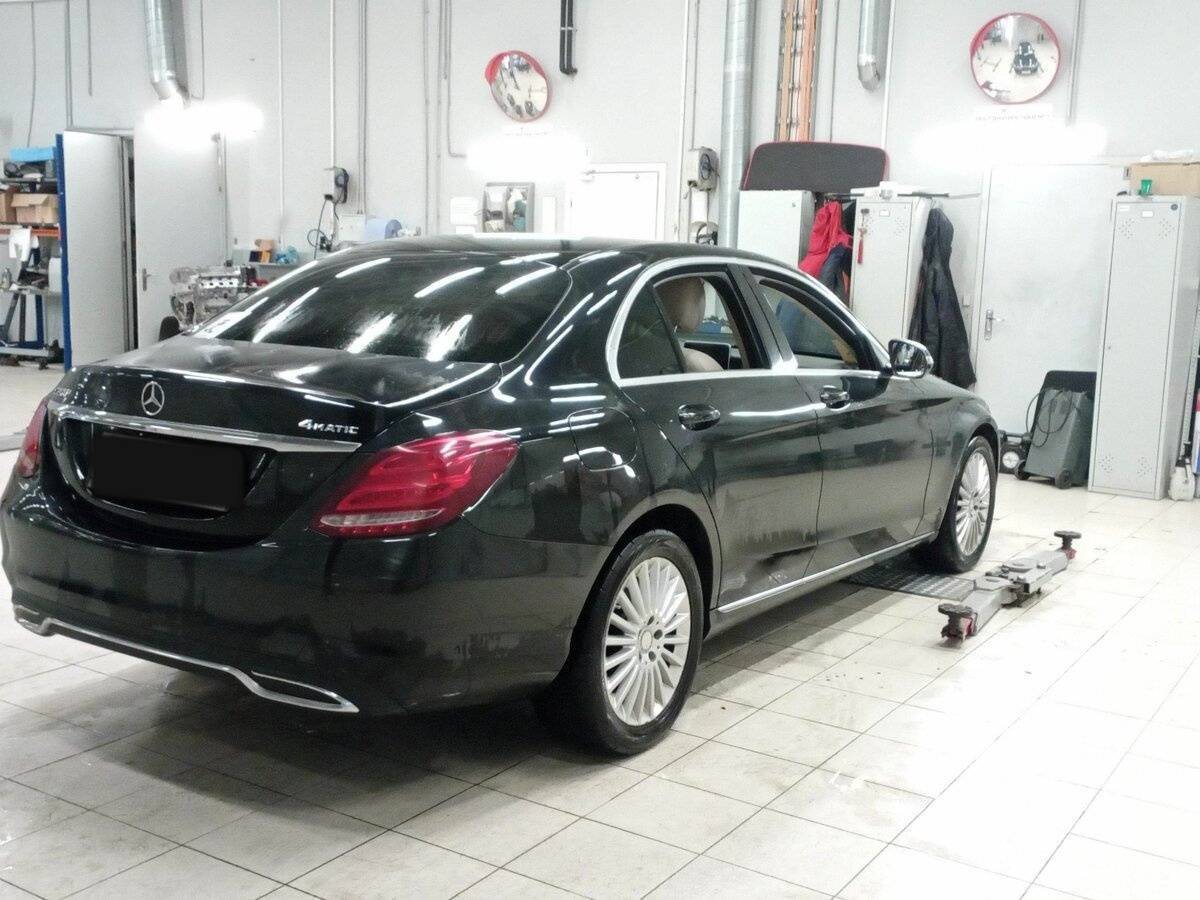 Mercedes-Benz C-Класс с пробегом — 2016 год. Фото: #2