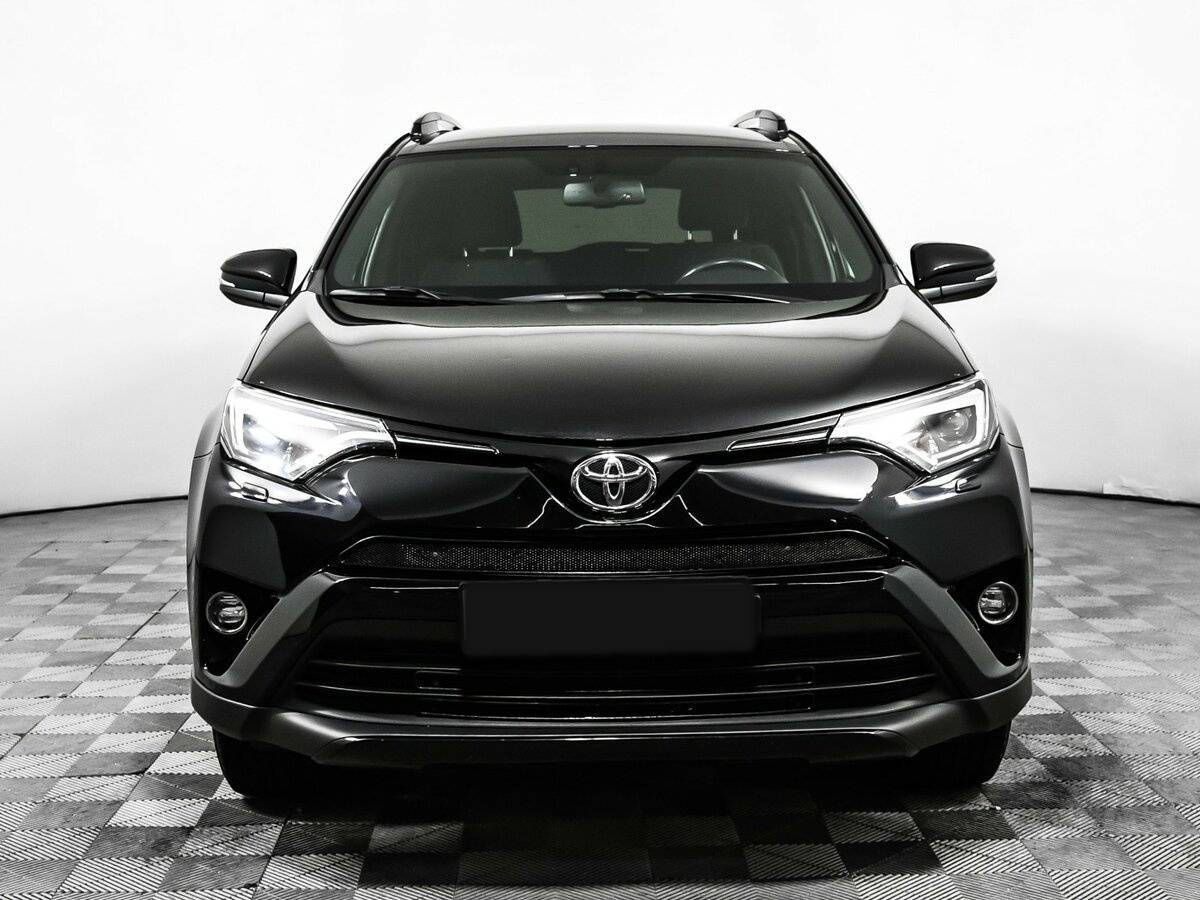 Toyota RAV4 с пробегом — 2019 год. Фото: #1