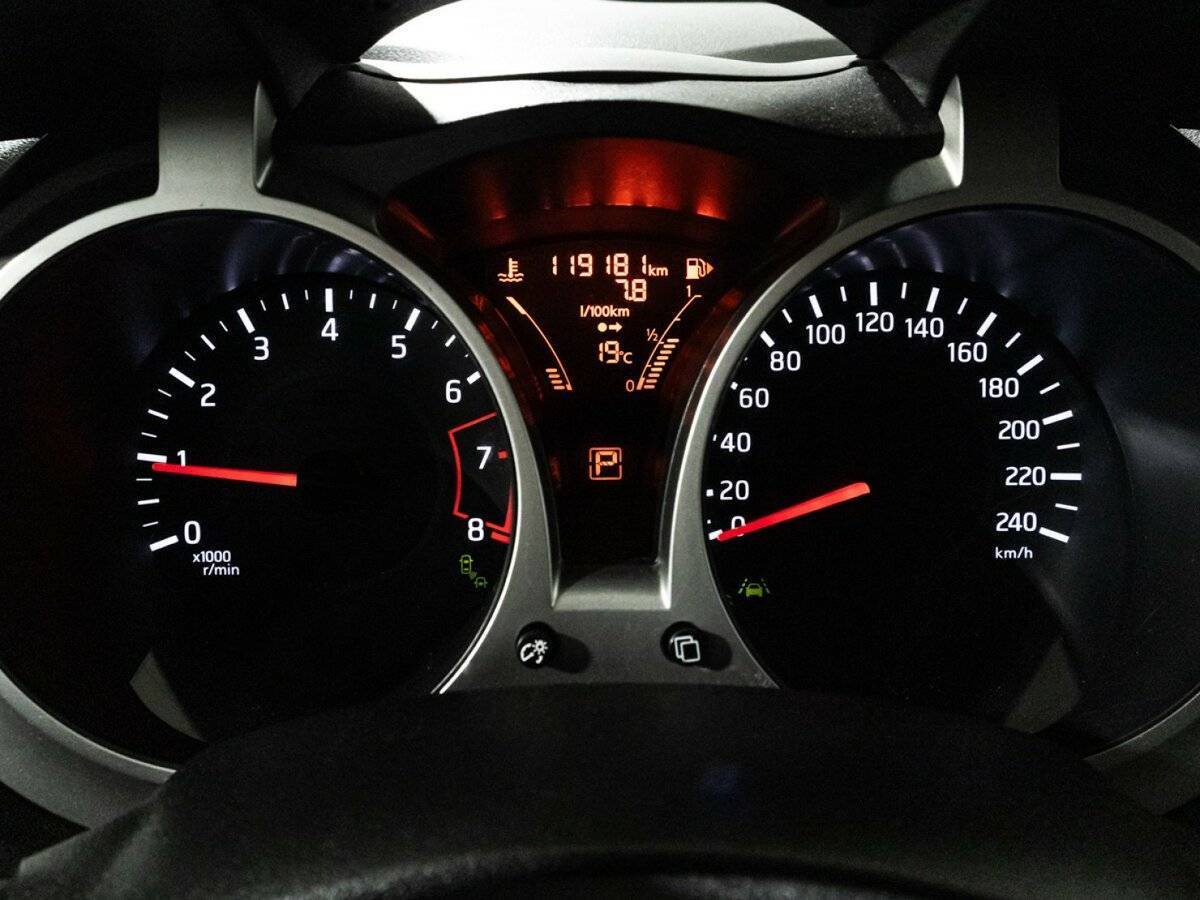 Nissan Juke с пробегом — 2017 год. Фото: #11