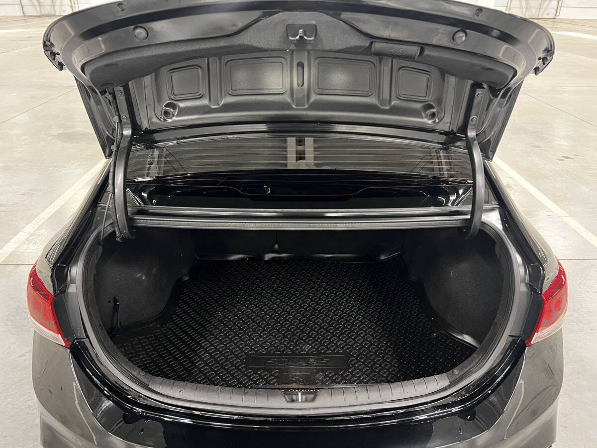 Hyundai Solaris с пробегом — 2017 год. Фото: #7