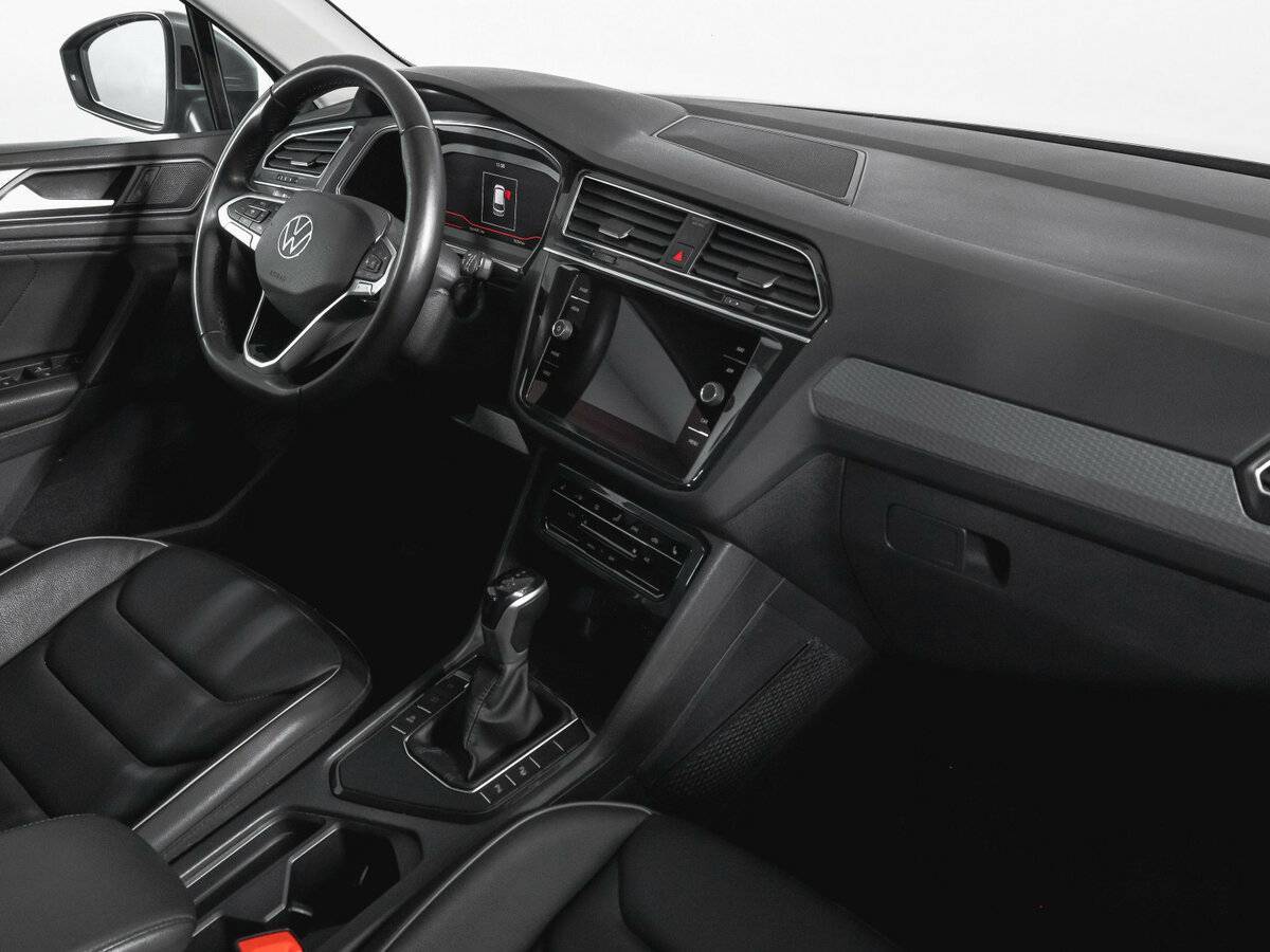 Volkswagen Tiguan с пробегом — 2021 год. Фото: #8