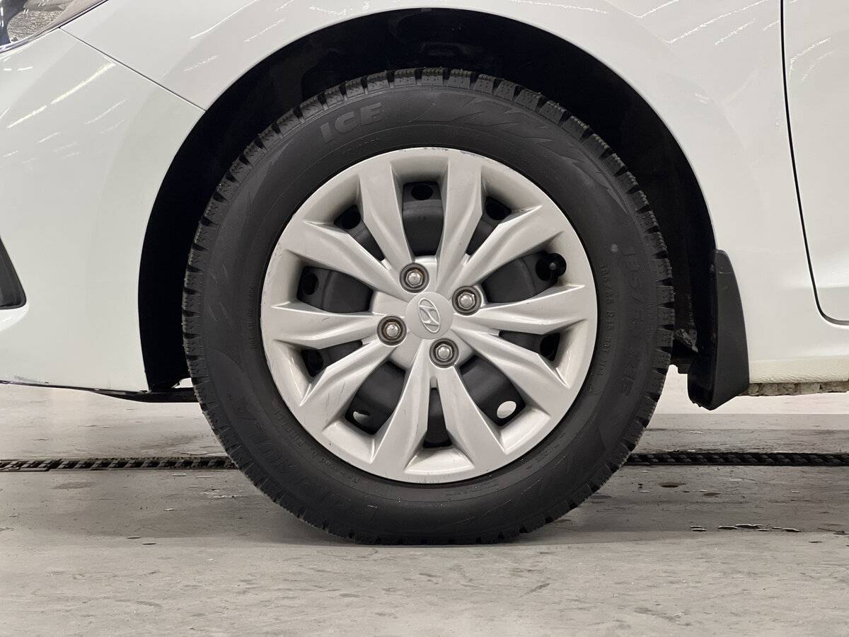 Hyundai Solaris с пробегом — 2019 год. Фото: #17