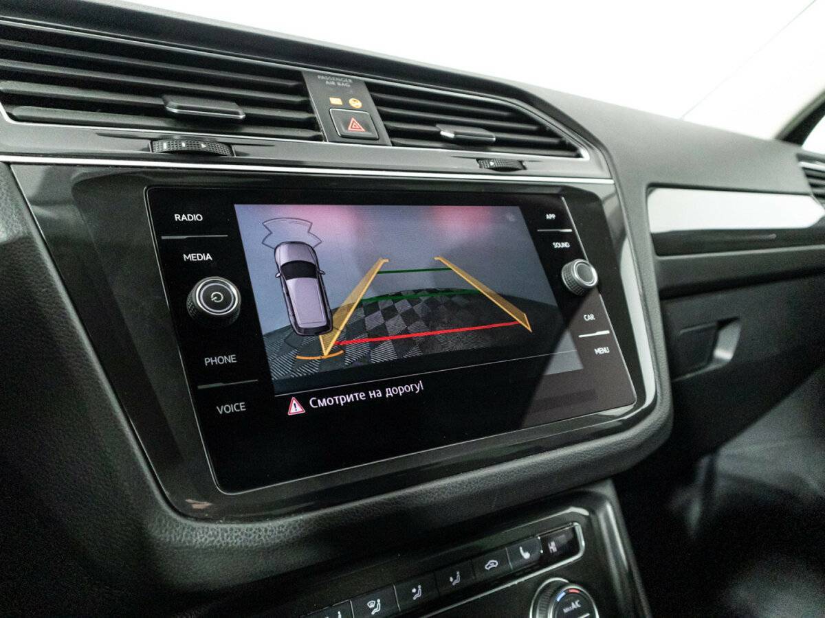 Volkswagen Tiguan с пробегом — 2018 год. Фото: #18