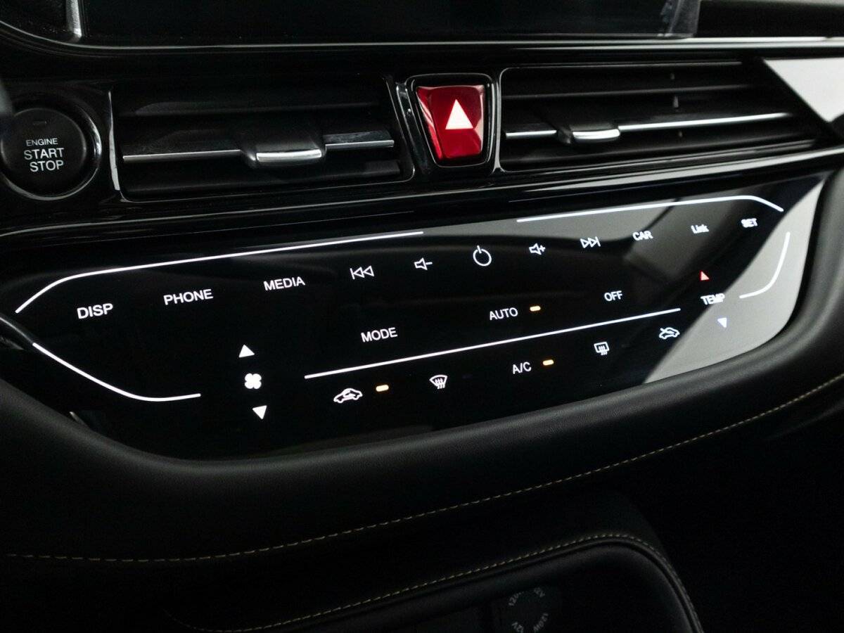 Москвич 3 с пробегом — 2023 год. Фото: #17