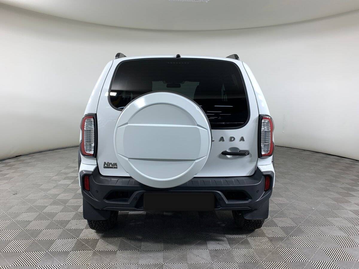 Lada (ВАЗ) Niva с пробегом — 2024 год. Фото: #5
