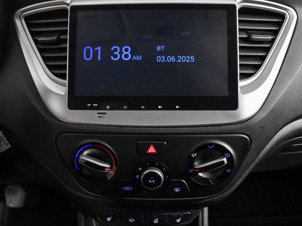 Hyundai Solaris с пробегом — 2017 год. Фото: #14