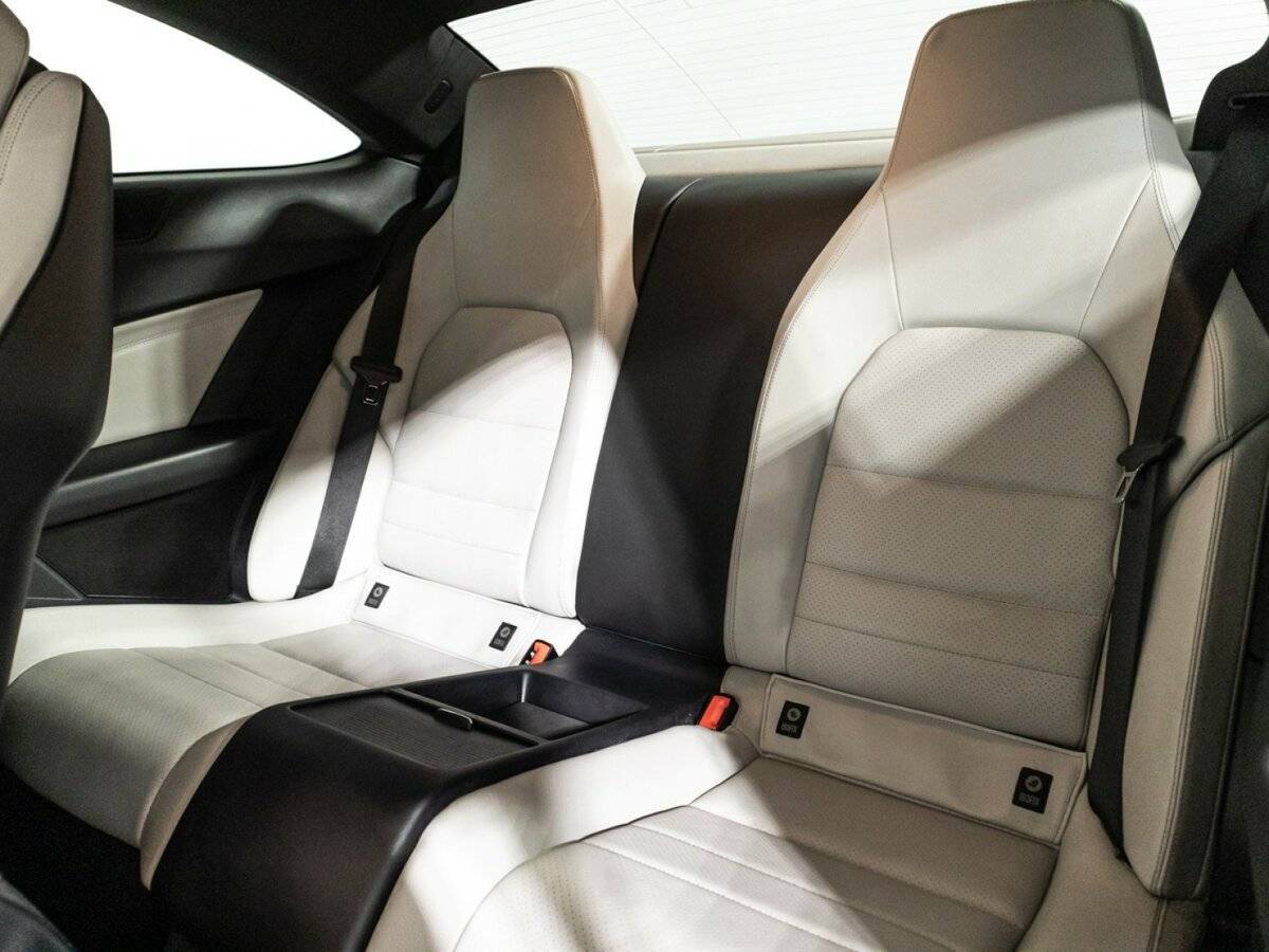 Mercedes-Benz C-Класс с пробегом — 2012 год. Фото: #9