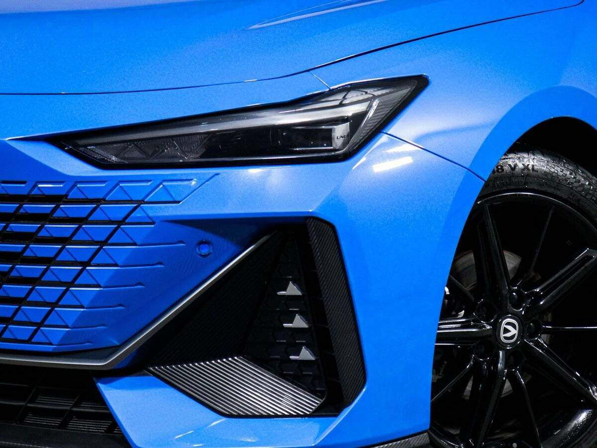 Changan UNI-V с пробегом — 2022 год. Фото: #13