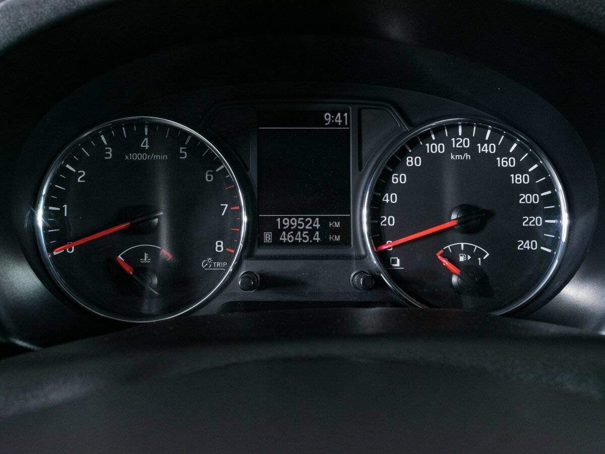 Nissan X-Trail с пробегом — 2013 год. Фото: #13