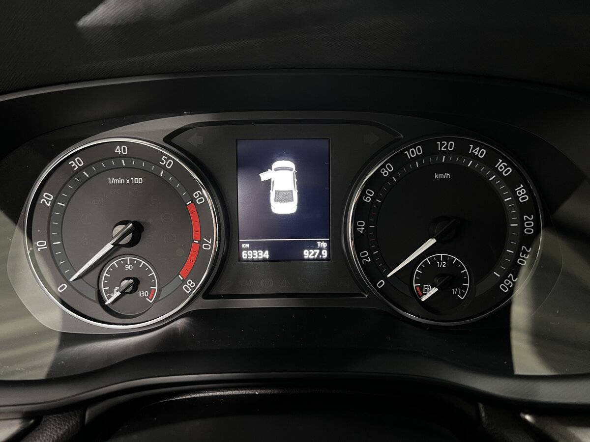 Skoda Octavia с пробегом — 2020 год. Фото: #12