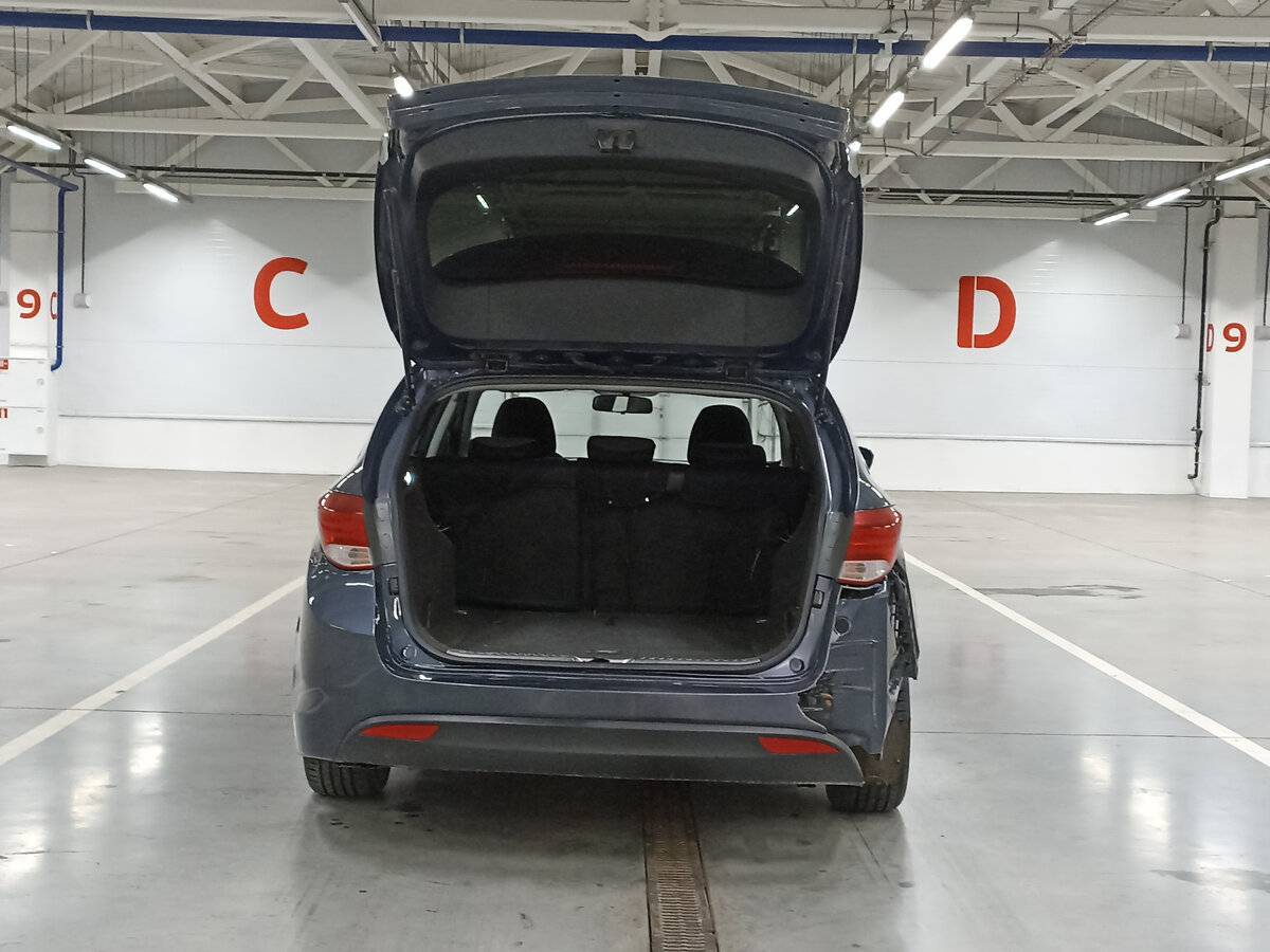 Hyundai i40 с пробегом — 2013 год. Фото: #9