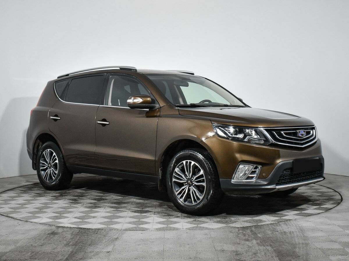 Geely Emgrand X7 с пробегом — 2021 год. Фото: #2