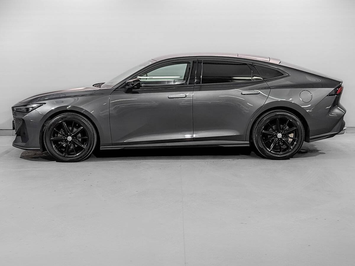 Changan UNI-V с пробегом — 2023 год. Фото: #7