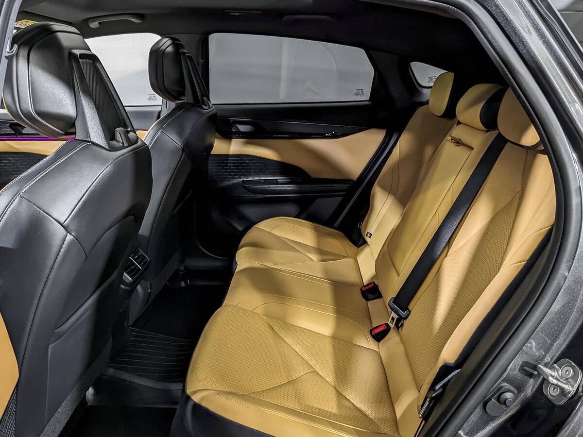 Changan UNI-V с пробегом — 2023 год. Фото: #11