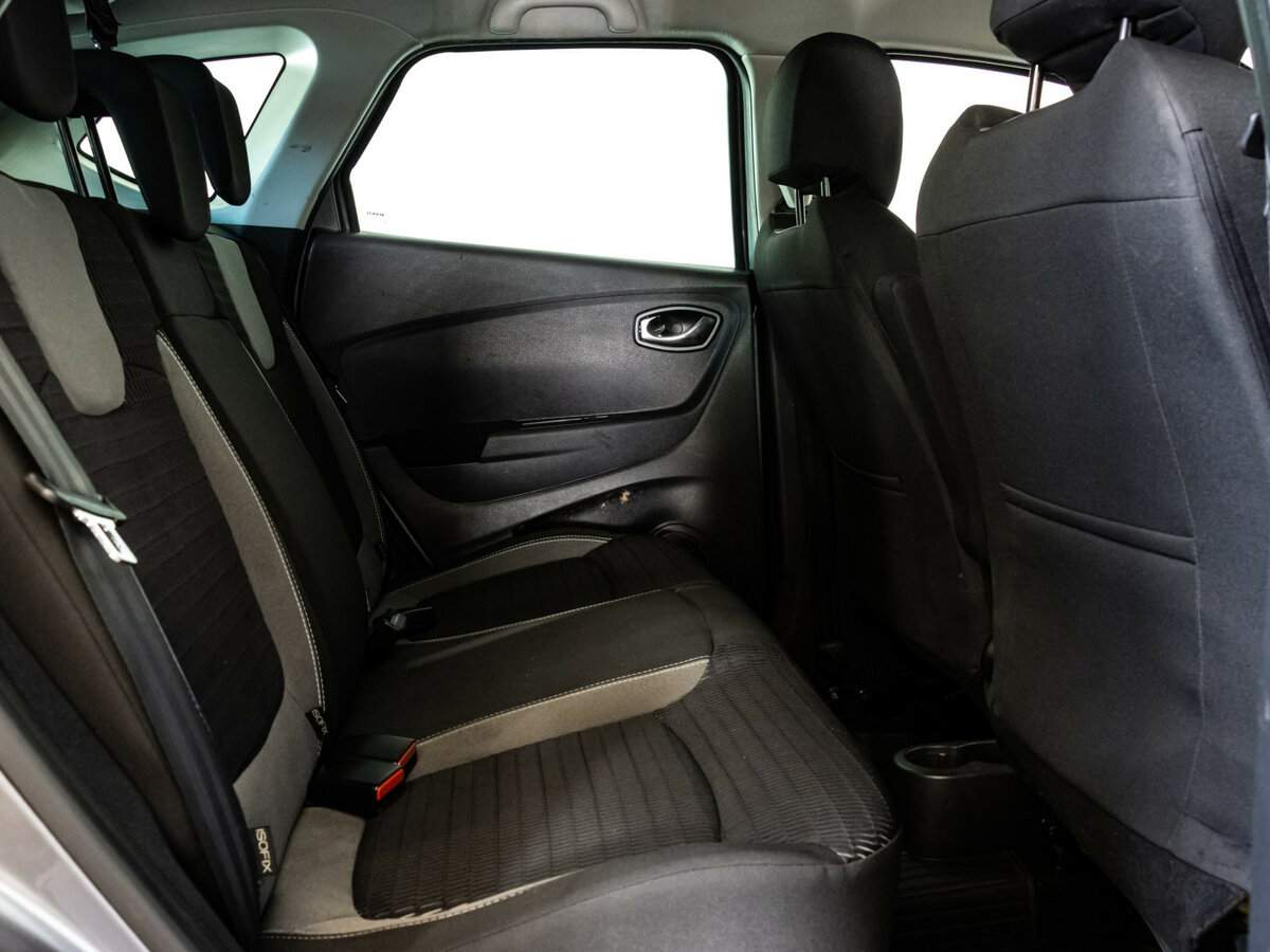 Renault Kaptur с пробегом — 2017 год. Фото: #17