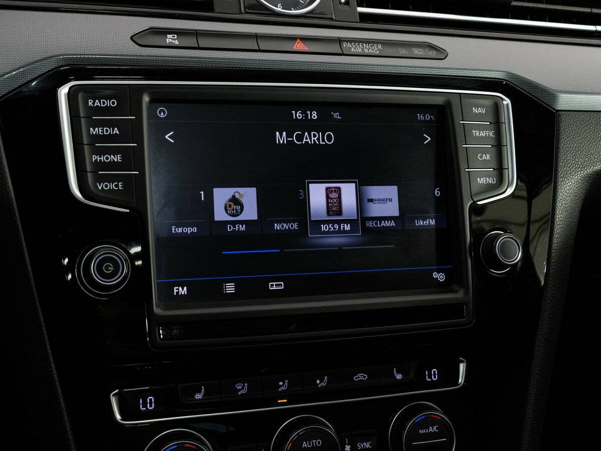 Volkswagen Passat с пробегом — 2016 год. Фото: #19