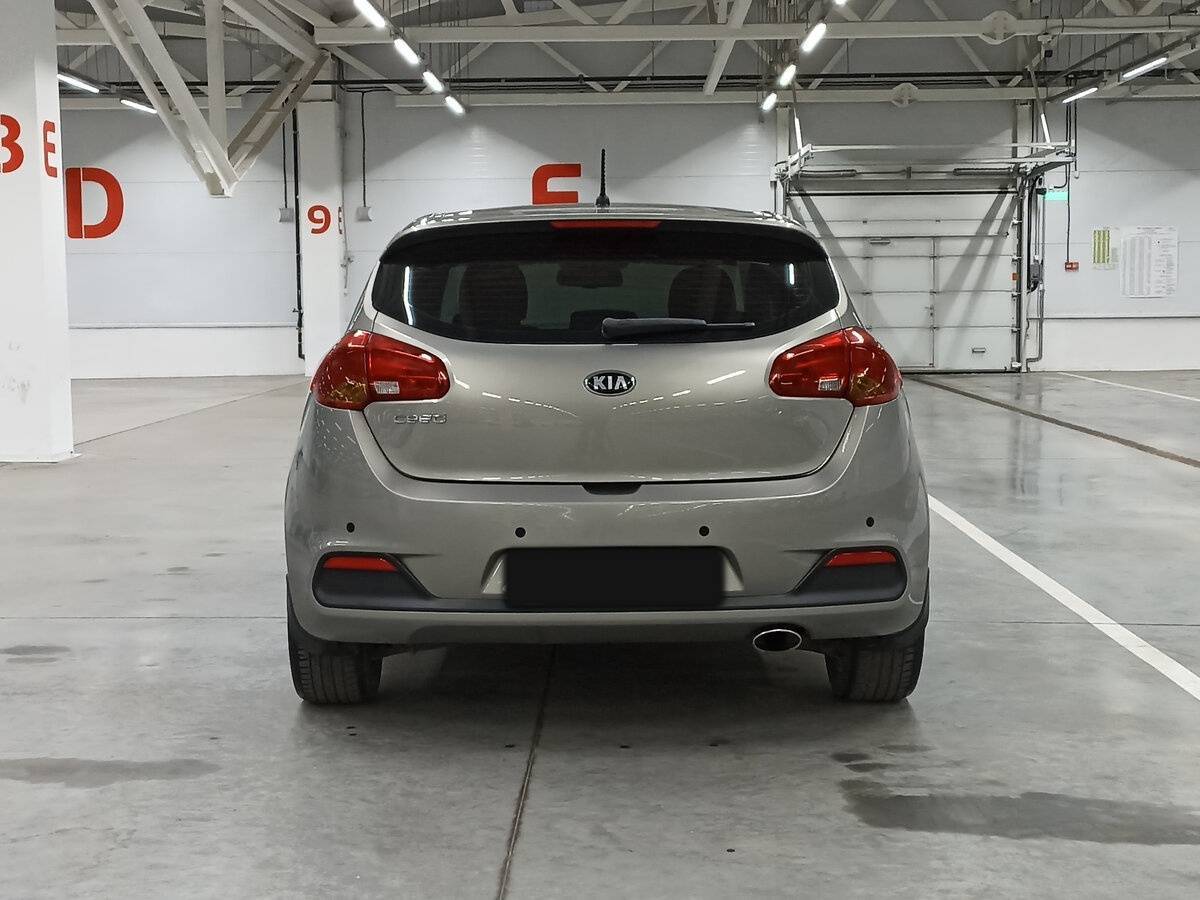 Kia Ceed с пробегом — 2015 год. Фото: #5