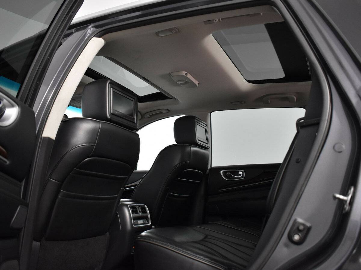 Infiniti QX60 с пробегом — 2014 год. Фото: #14