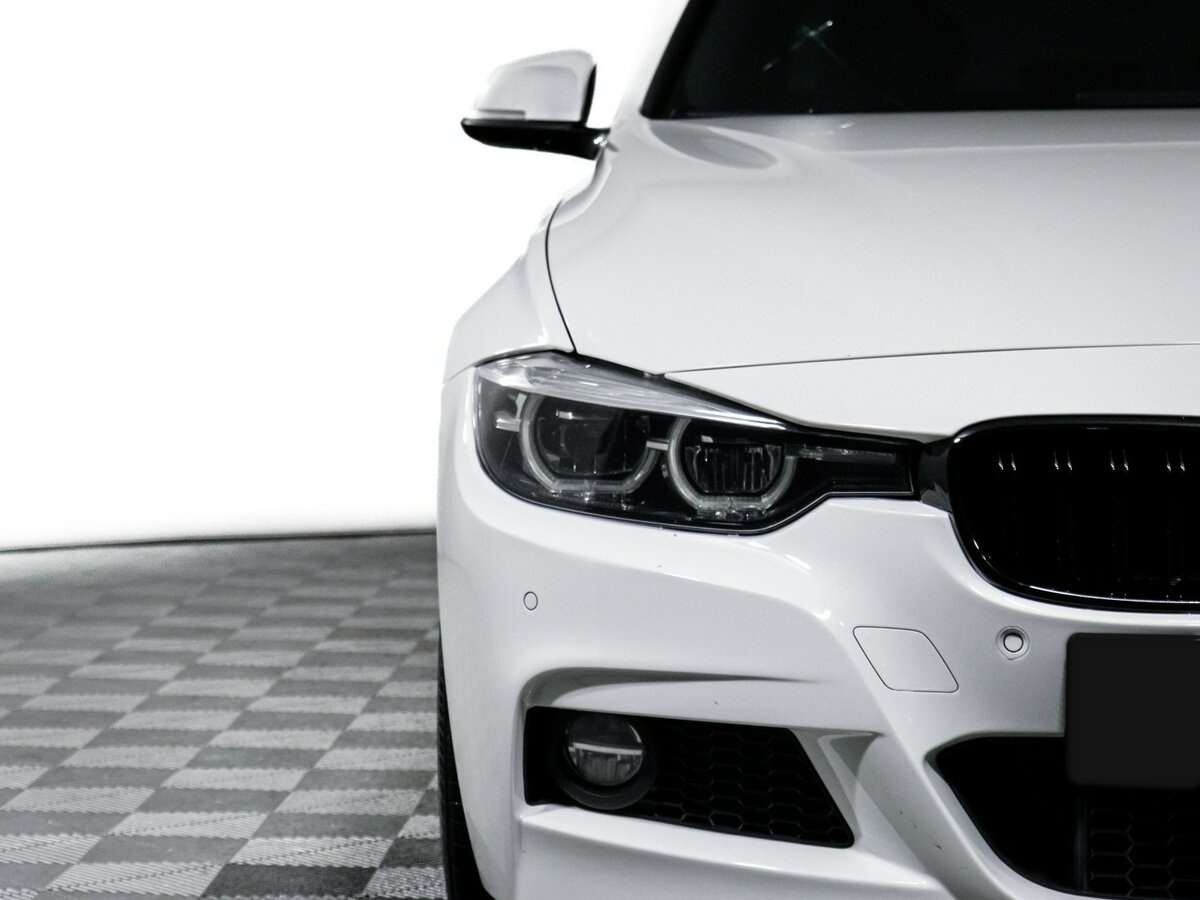 BMW 3 серии с пробегом — 2018 год. Фото: #16