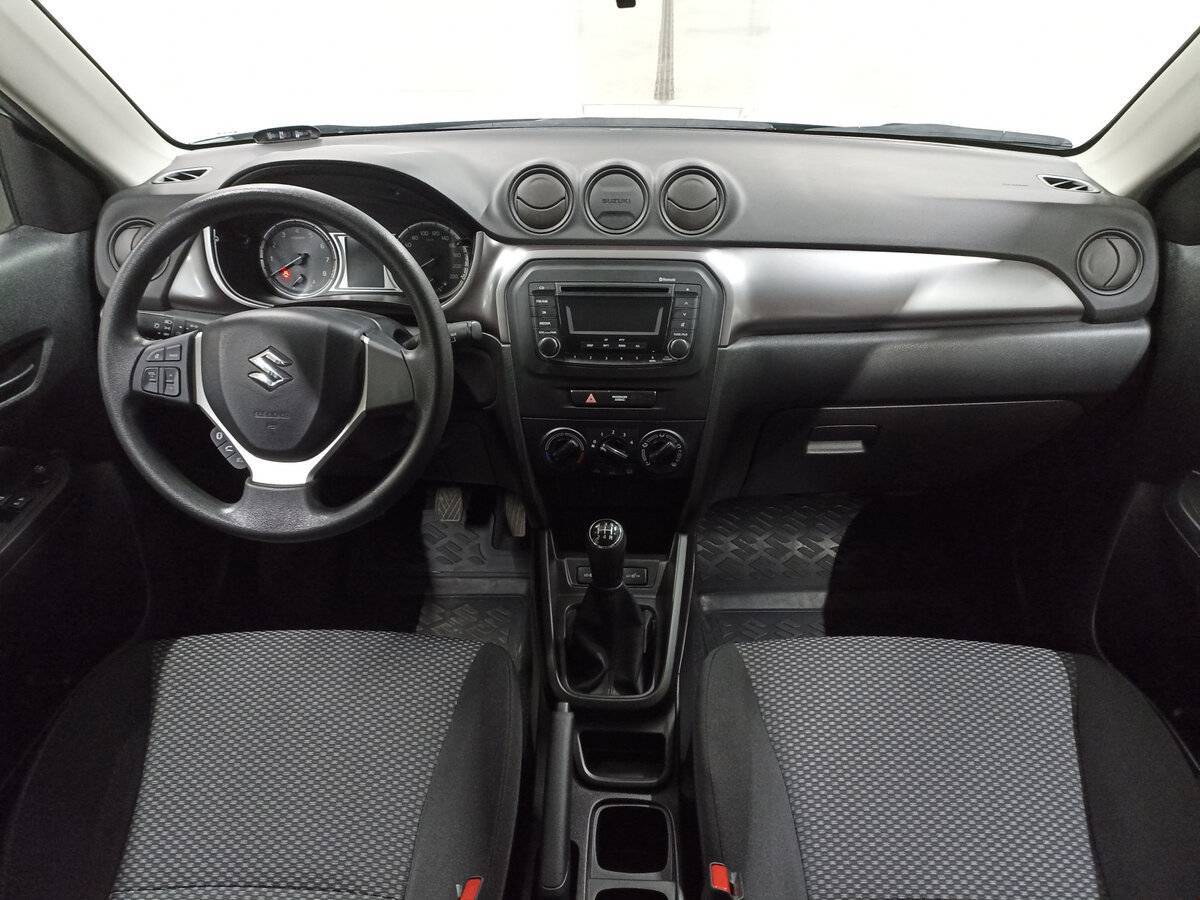 Suzuki Vitara с пробегом — 2021 год. Фото: #13