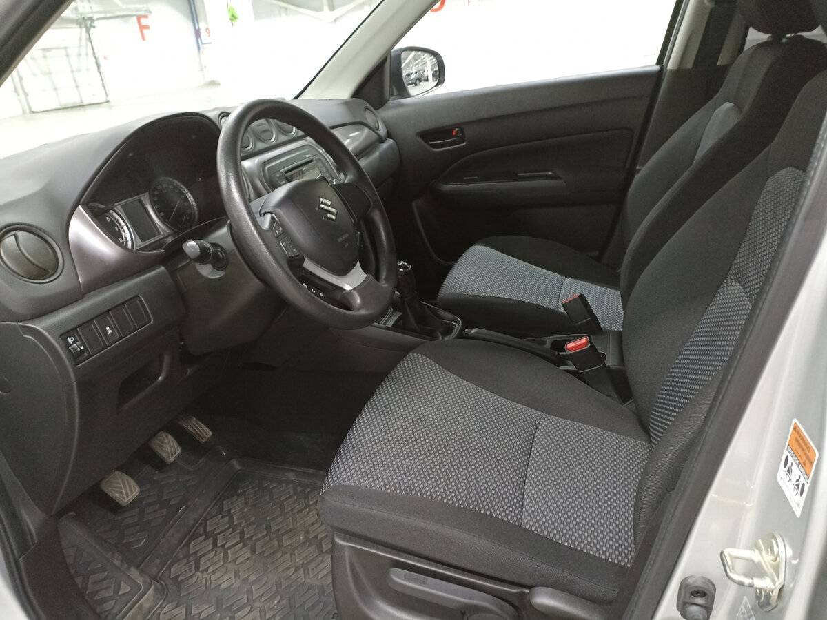 Suzuki Vitara с пробегом — 2021 год. Фото: #15