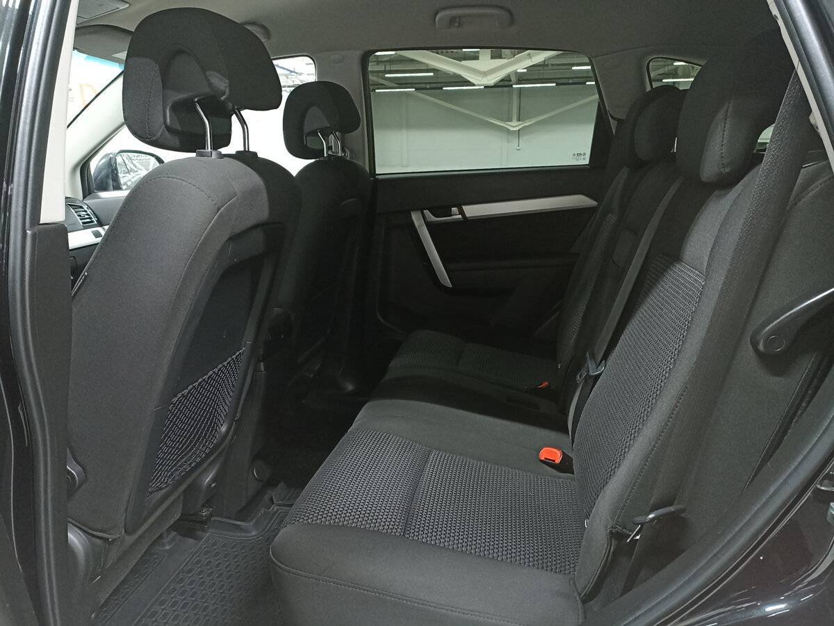 Chevrolet Captiva с пробегом — 2013 год. Фото: #11