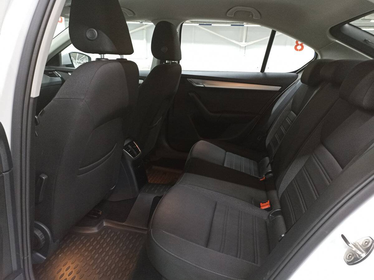 Skoda Octavia с пробегом — 2019 год. Фото: #11