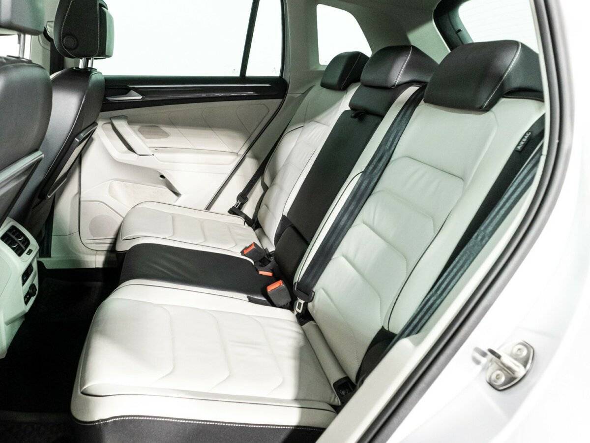 Volkswagen Tiguan с пробегом — 2018 год. Фото: #9