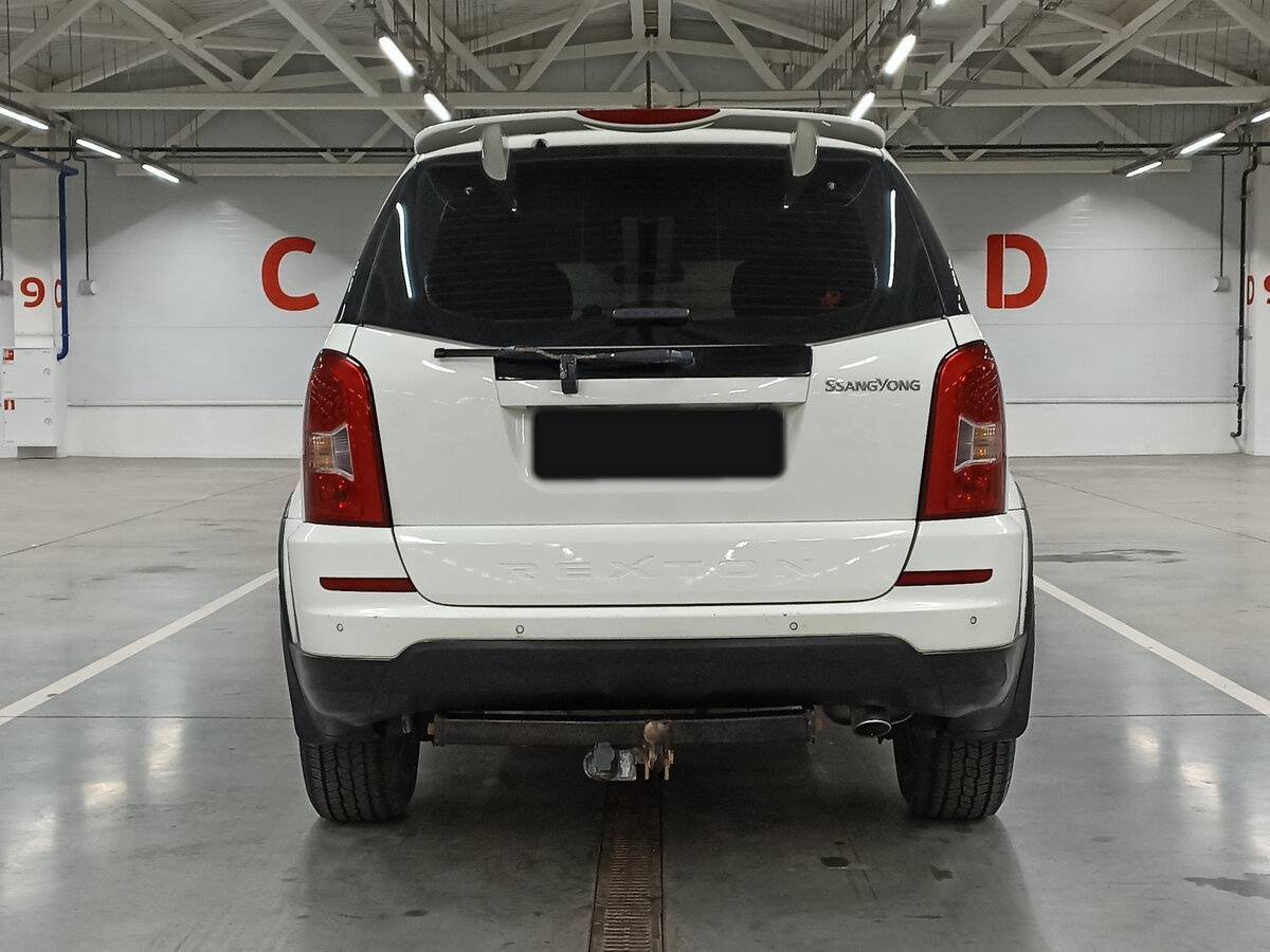 SsangYong Rexton с пробегом — 2013 год. Фото: #5