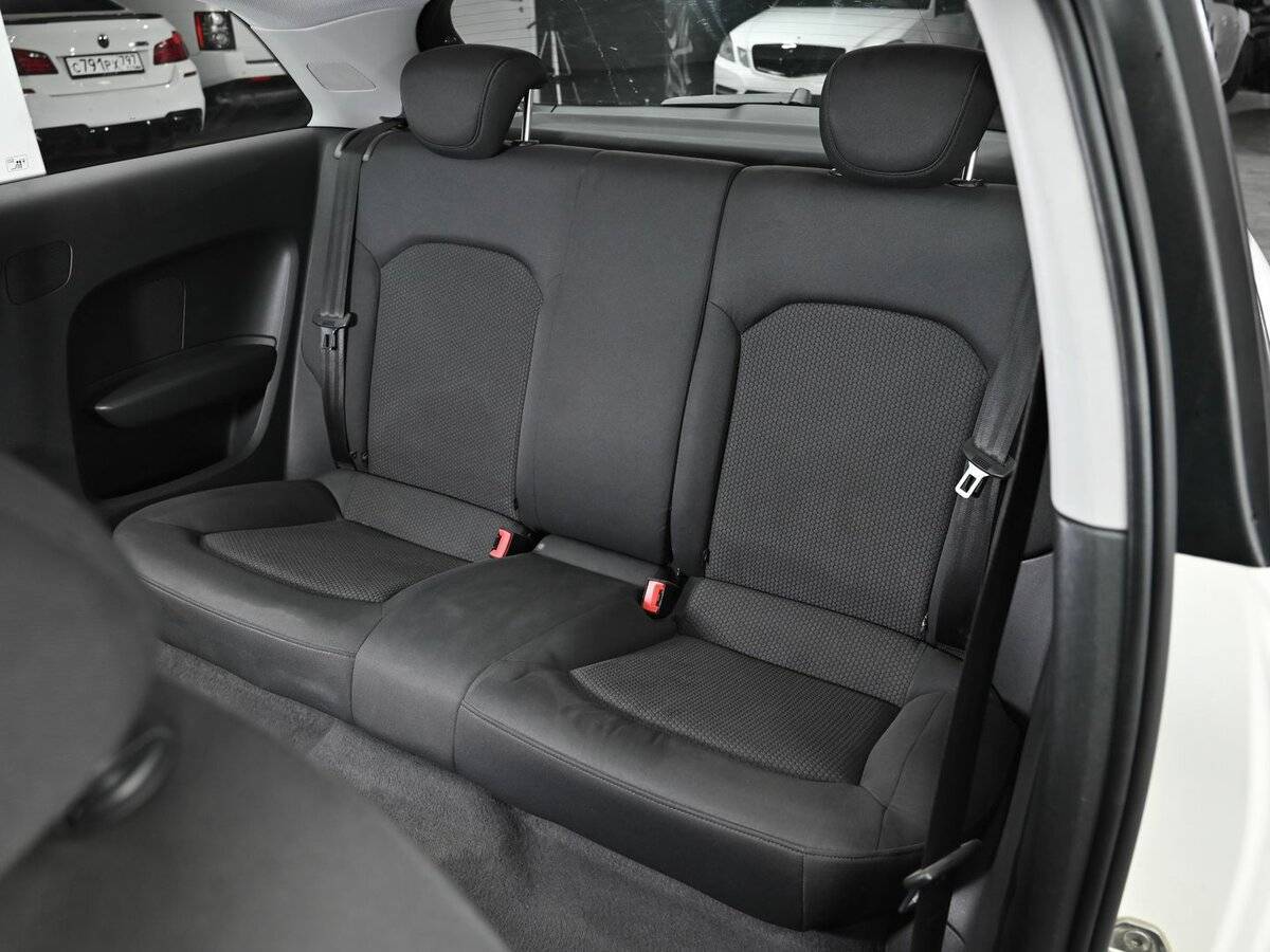 Audi A1 с пробегом — 2012 год. Фото: #11