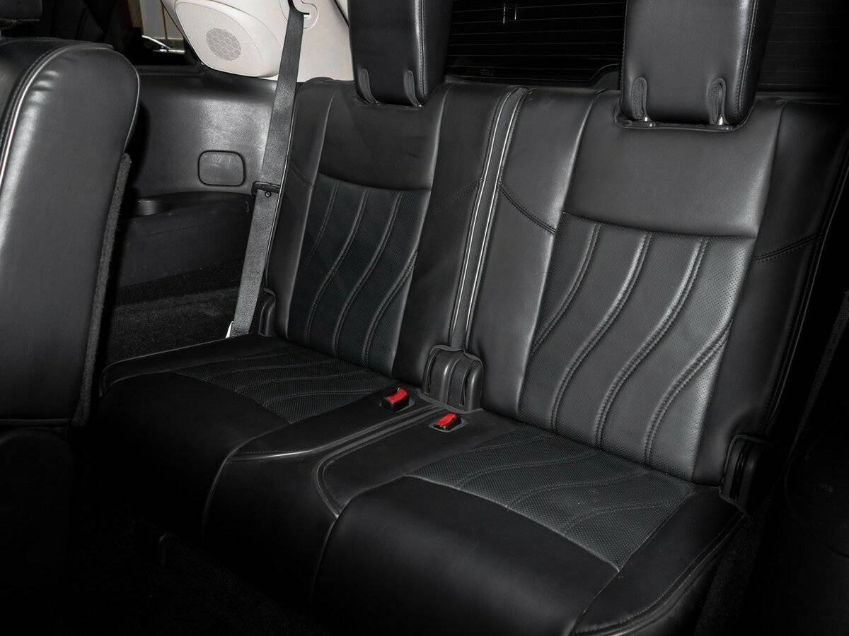 Infiniti QX60 с пробегом — 2014 год. Фото: #19