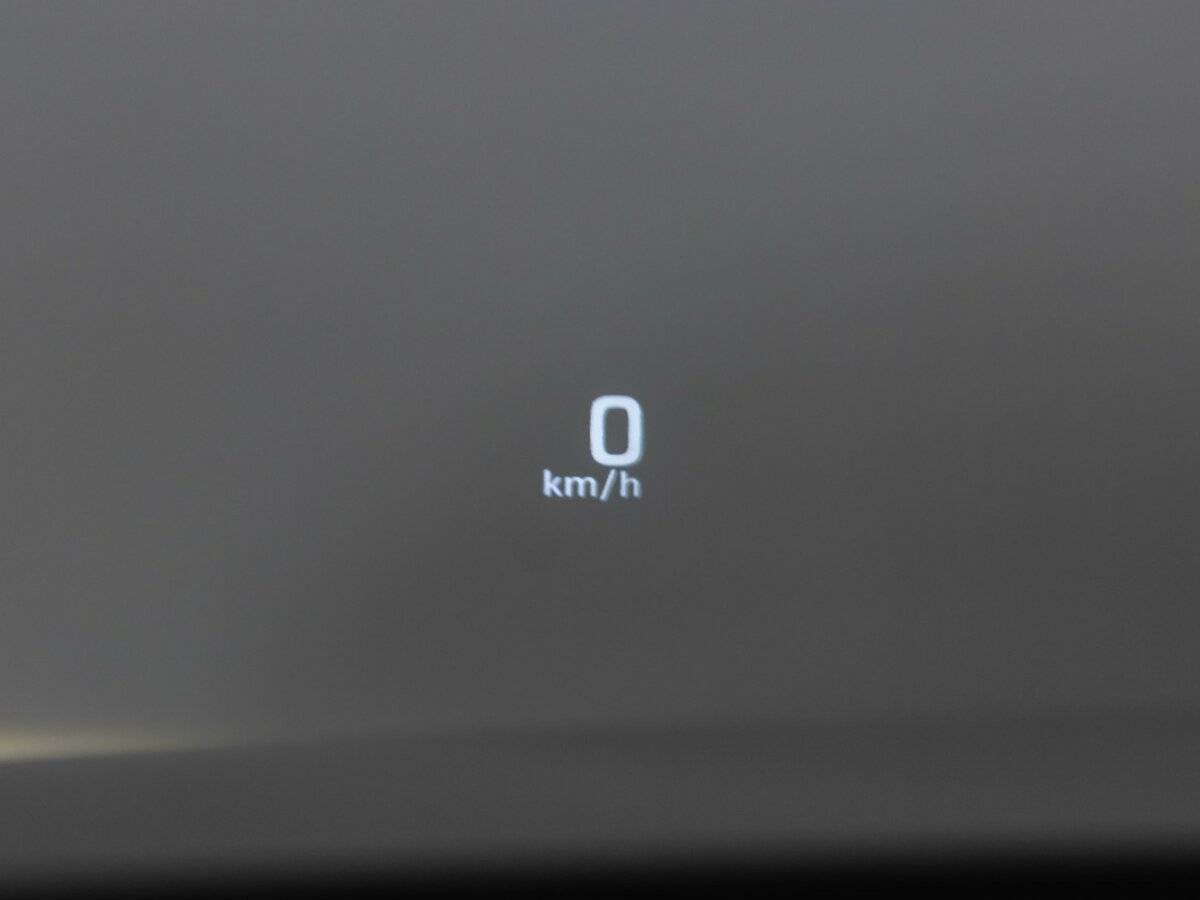 Hyundai Equus с пробегом — 2015 год. Фото: #33