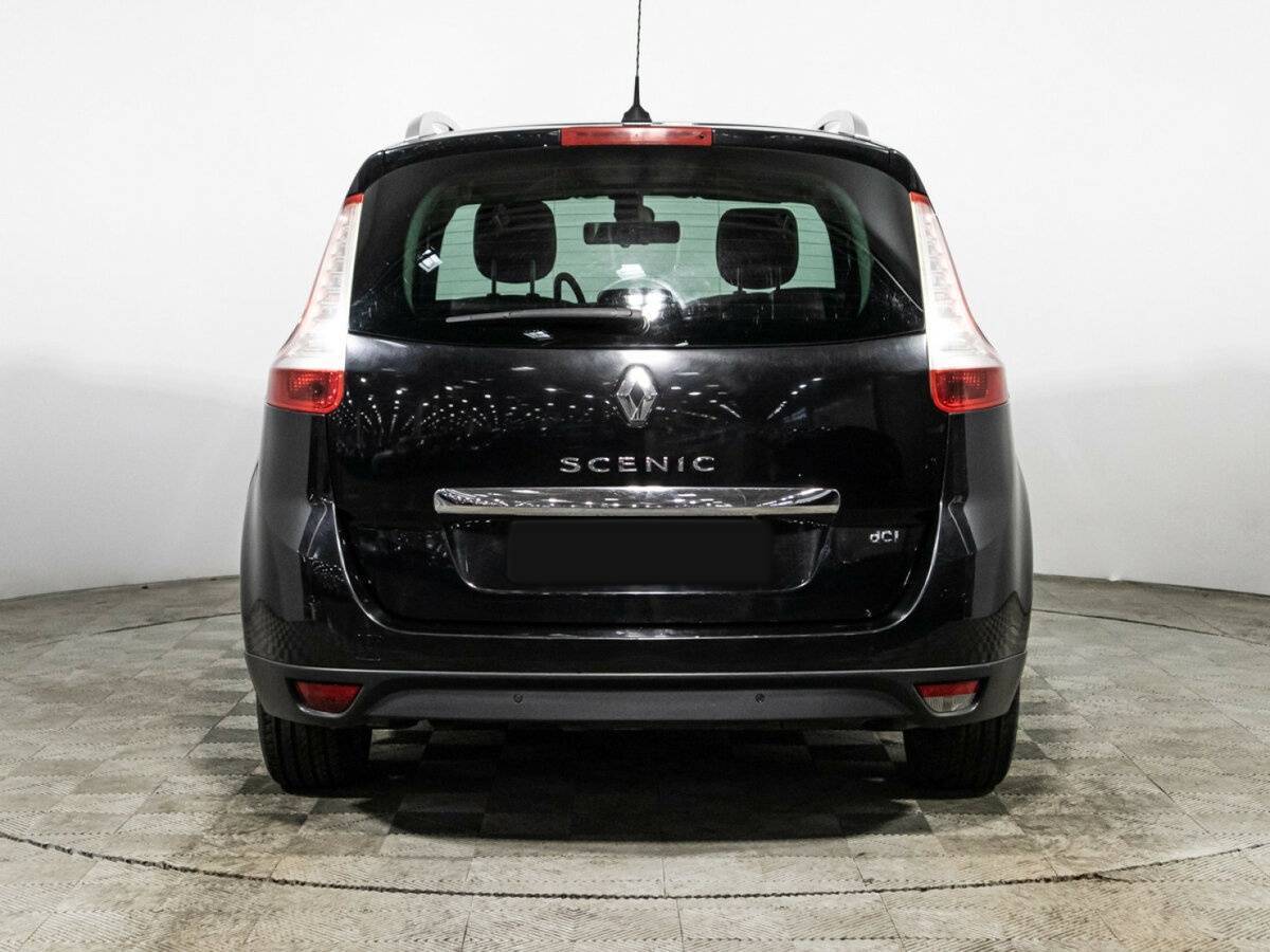 Renault Scenic с пробегом — 2012 год. Фото: #5