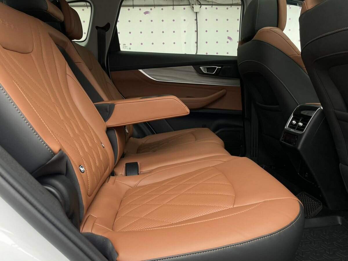 Chery Tiggo 8 Pro Max с пробегом — 2023 год. Фото: #14