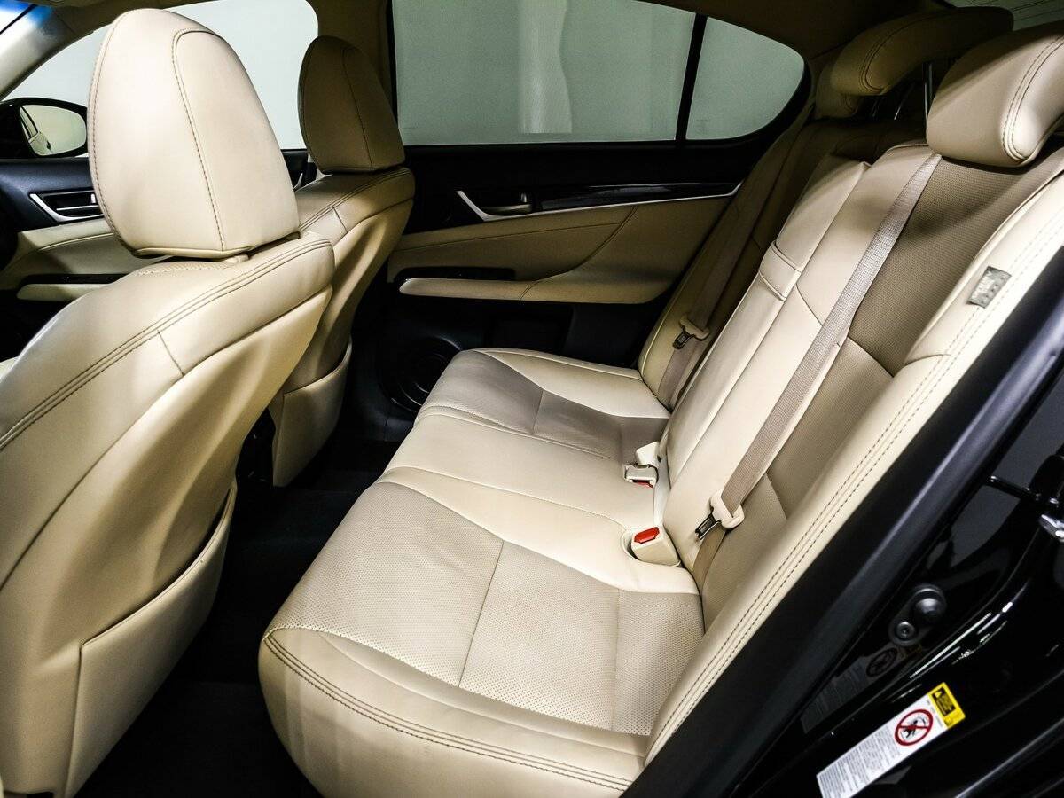 Lexus GS с пробегом — 2014 год. Фото: #11