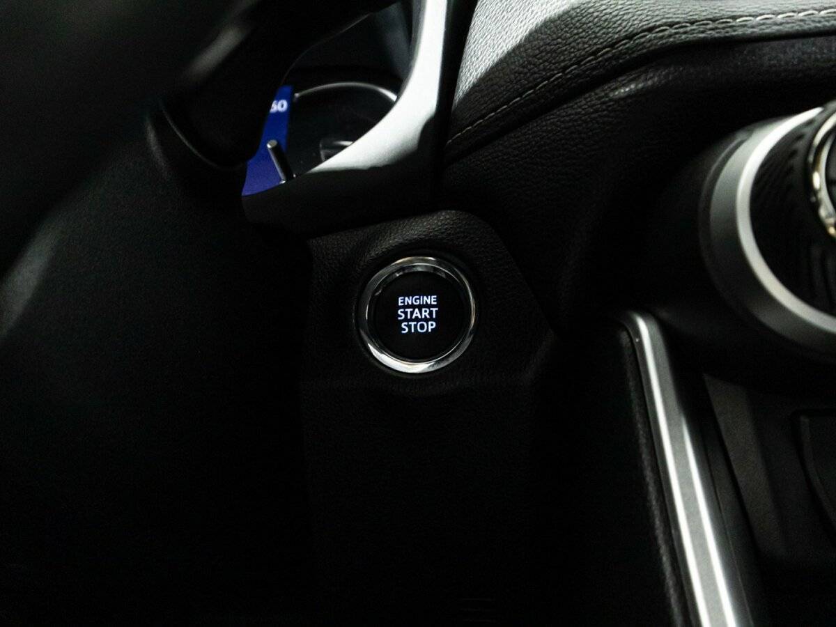 Toyota RAV4 с пробегом — 2020 год. Фото: #19