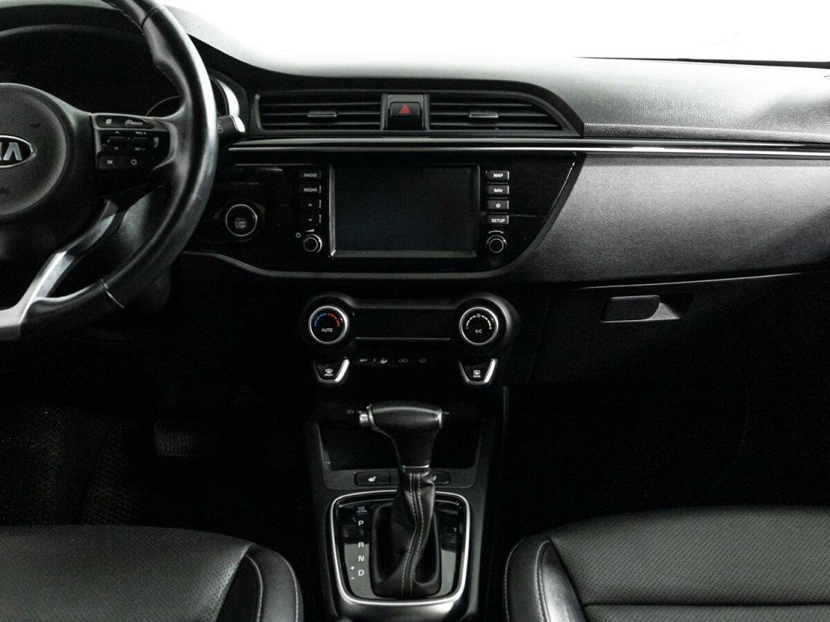 Kia Rio с пробегом — 2018 год. Фото: #13