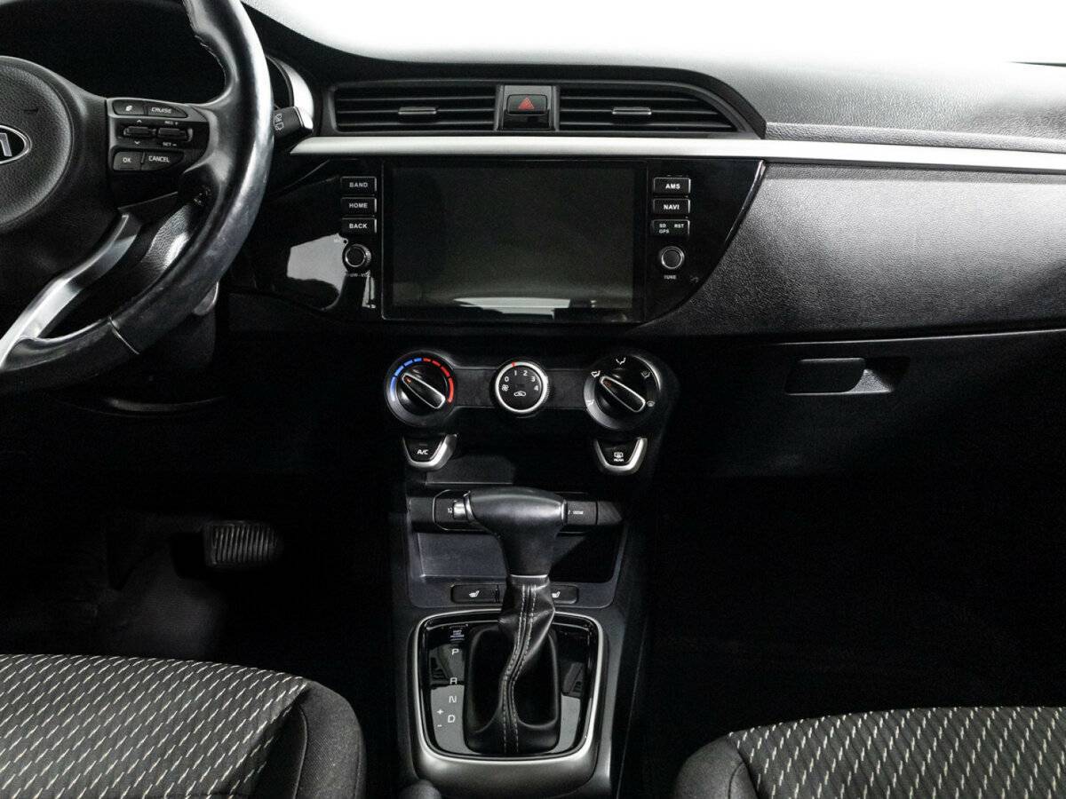 Kia Rio с пробегом — 2018 год. Фото: #13