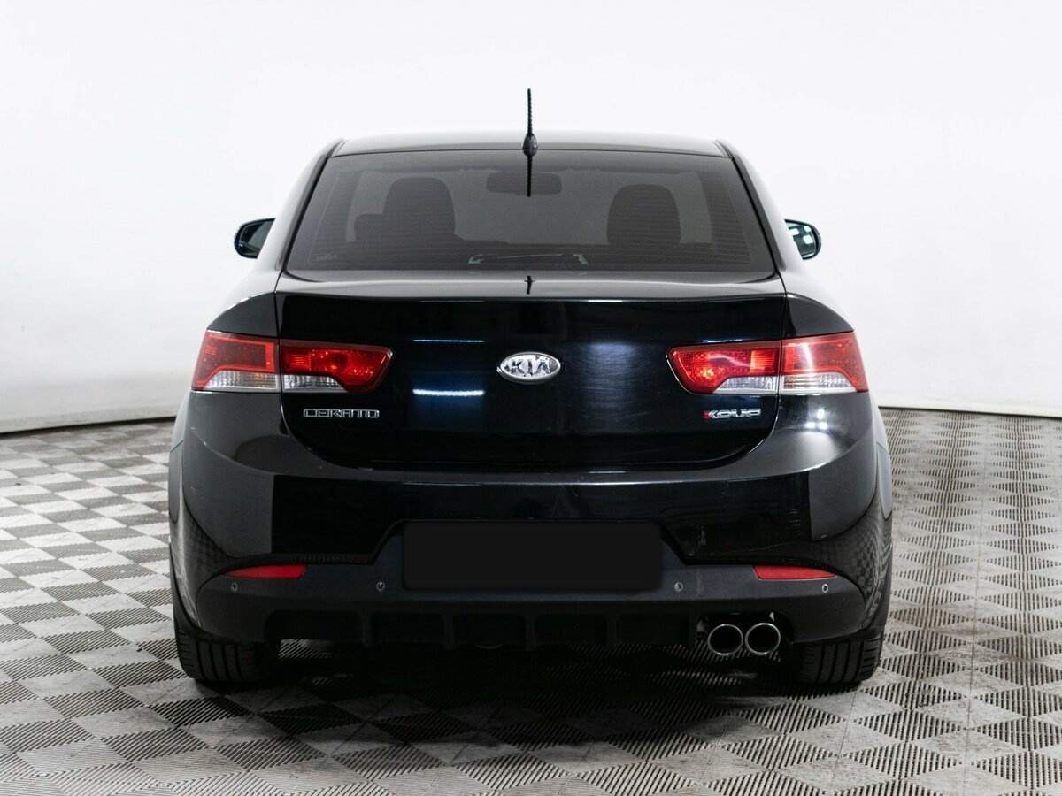 Kia Cerato с пробегом — 2012 год. Фото: #5