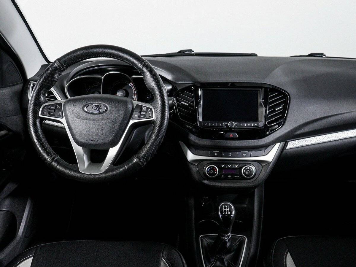 Lada (ВАЗ) Vesta с пробегом — 2020 год. Фото: #11